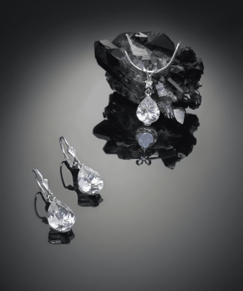#swarovski #swarowskycrystal #swarovskijewelry #ilonabantaphotography